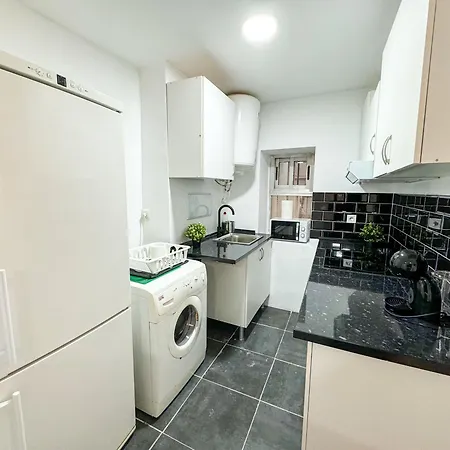 Madrina Del Pilar - Turistea Daire Zaragoza