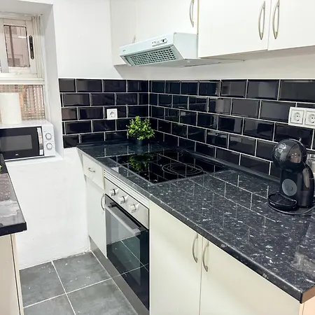 Madrina Del Pilar - Turistea * Zaragoza